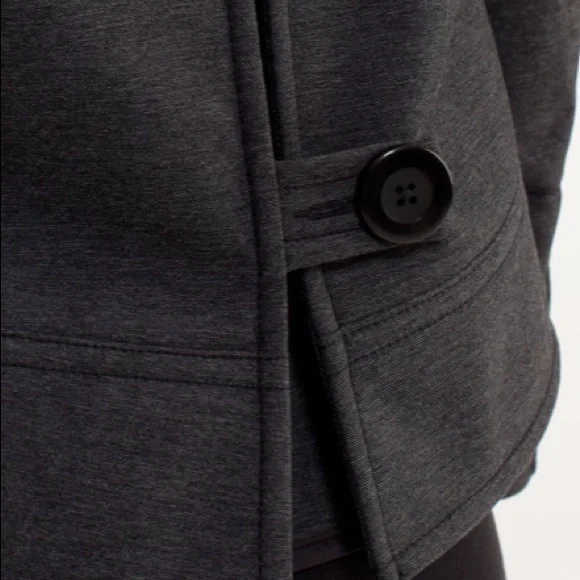 COPY - Lululemon Coco Softshell - Picture 9 of 10